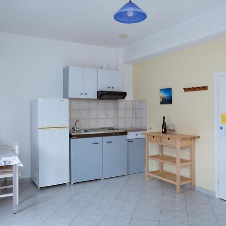 Natassa Apartments Agia Efimia エクステリア 写真
