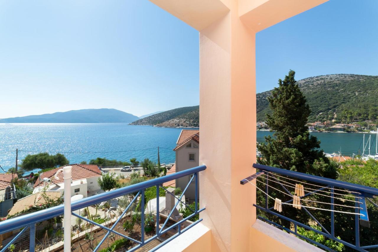 Natassa Apartments Agia Efimia エクステリア 写真