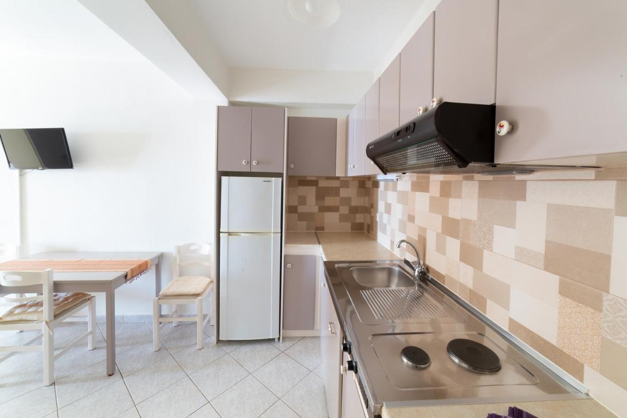 Natassa Apartments Agia Efimia エクステリア 写真