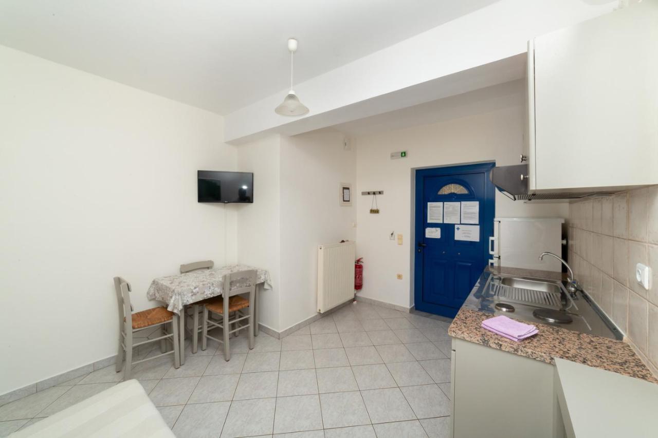 Natassa Apartments Agia Efimia エクステリア 写真