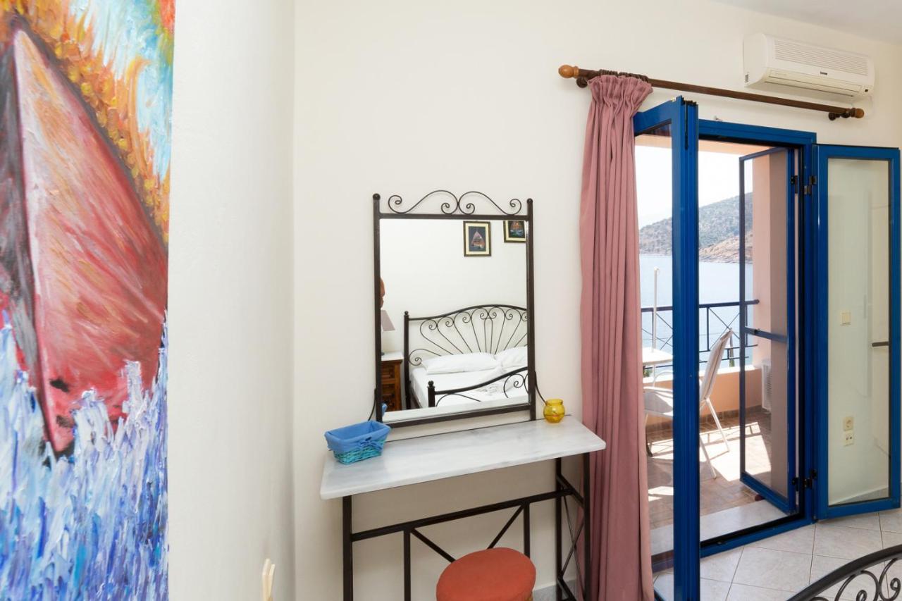 Natassa Apartments Agia Efimia エクステリア 写真