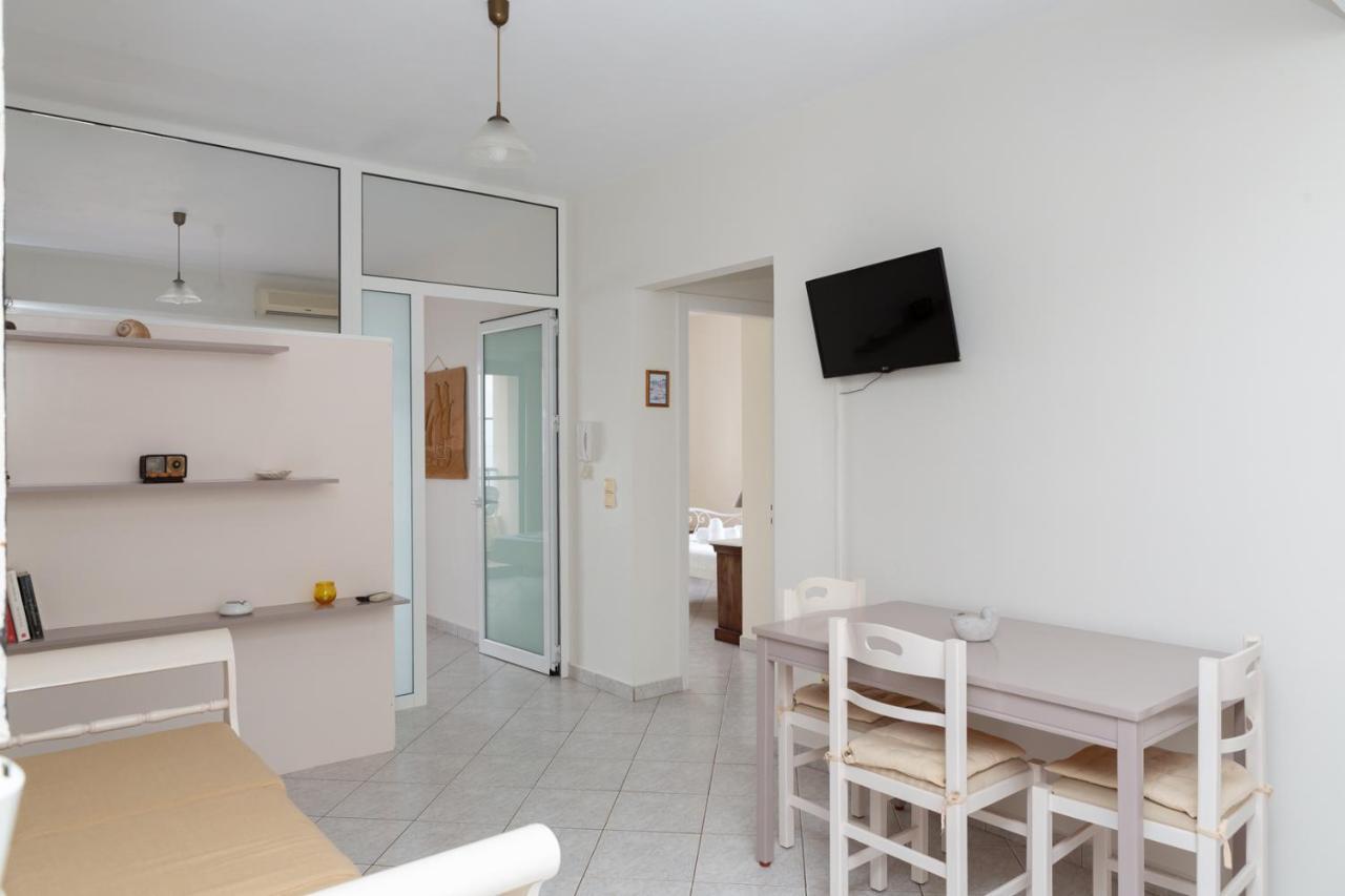 Natassa Apartments Agia Efimia エクステリア 写真