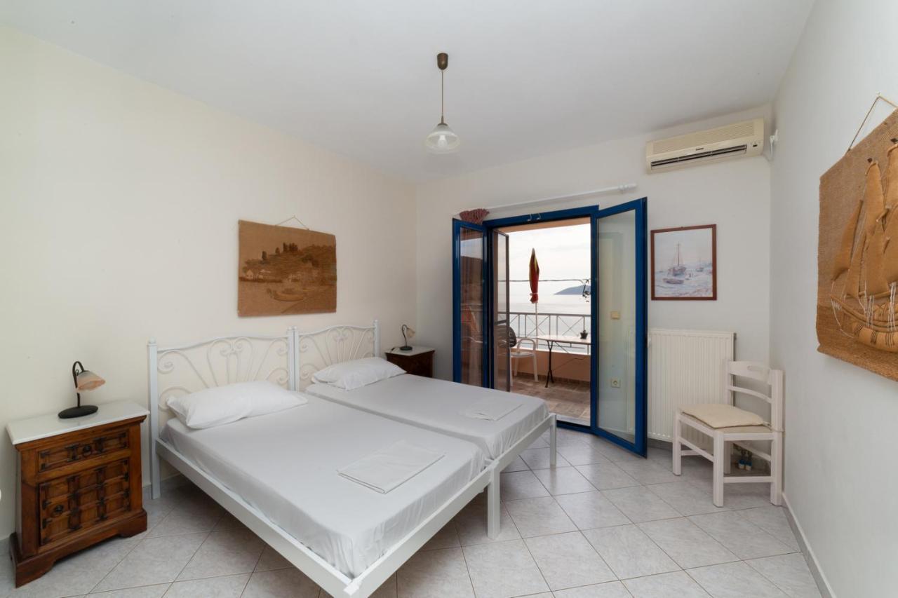 Natassa Apartments Agia Efimia エクステリア 写真