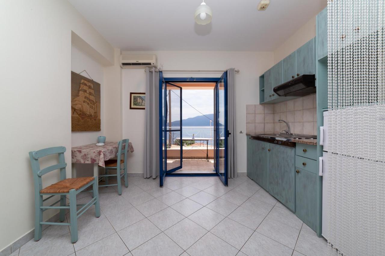 Natassa Apartments Agia Efimia エクステリア 写真