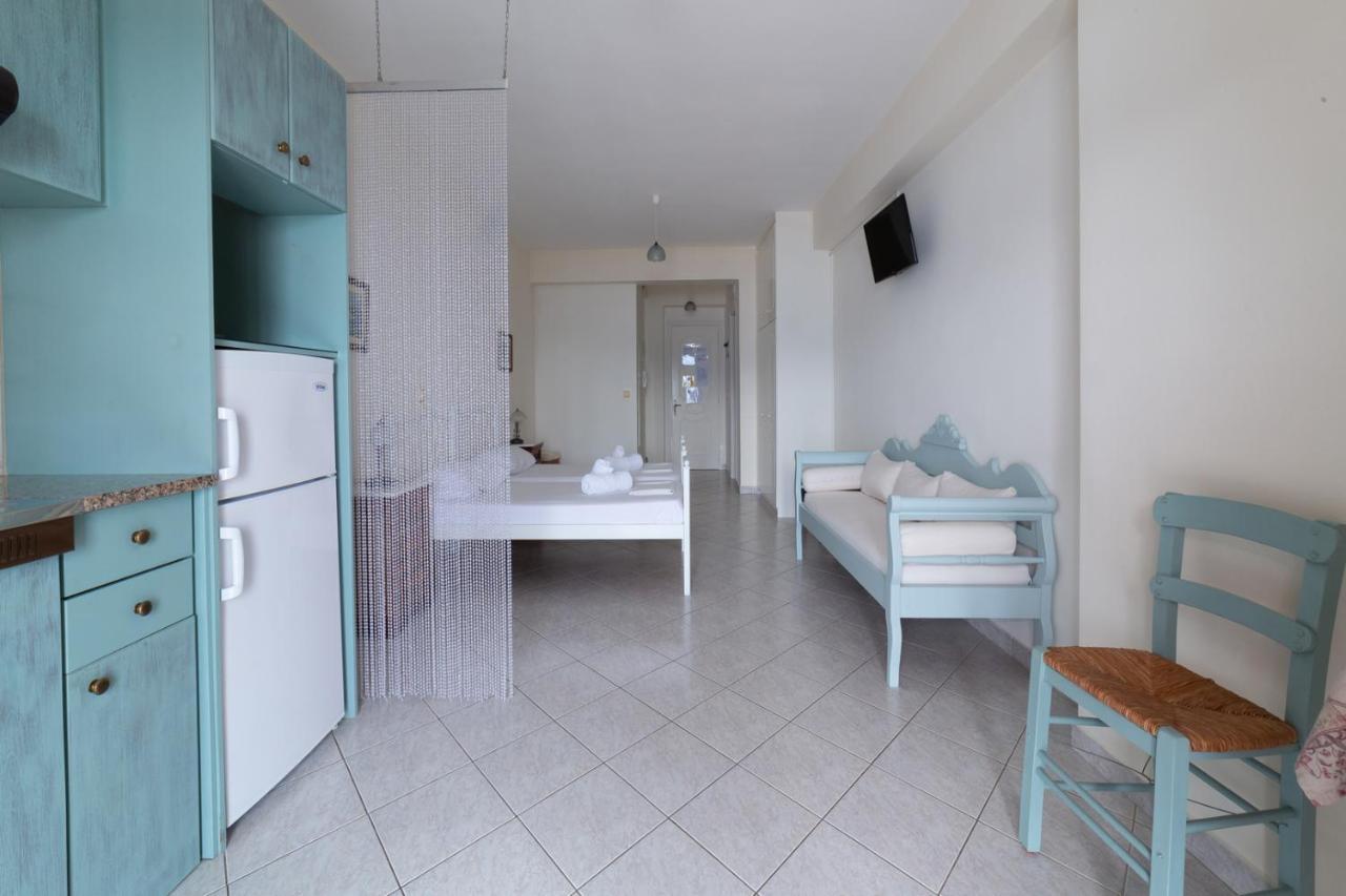 Natassa Apartments Agia Efimia エクステリア 写真