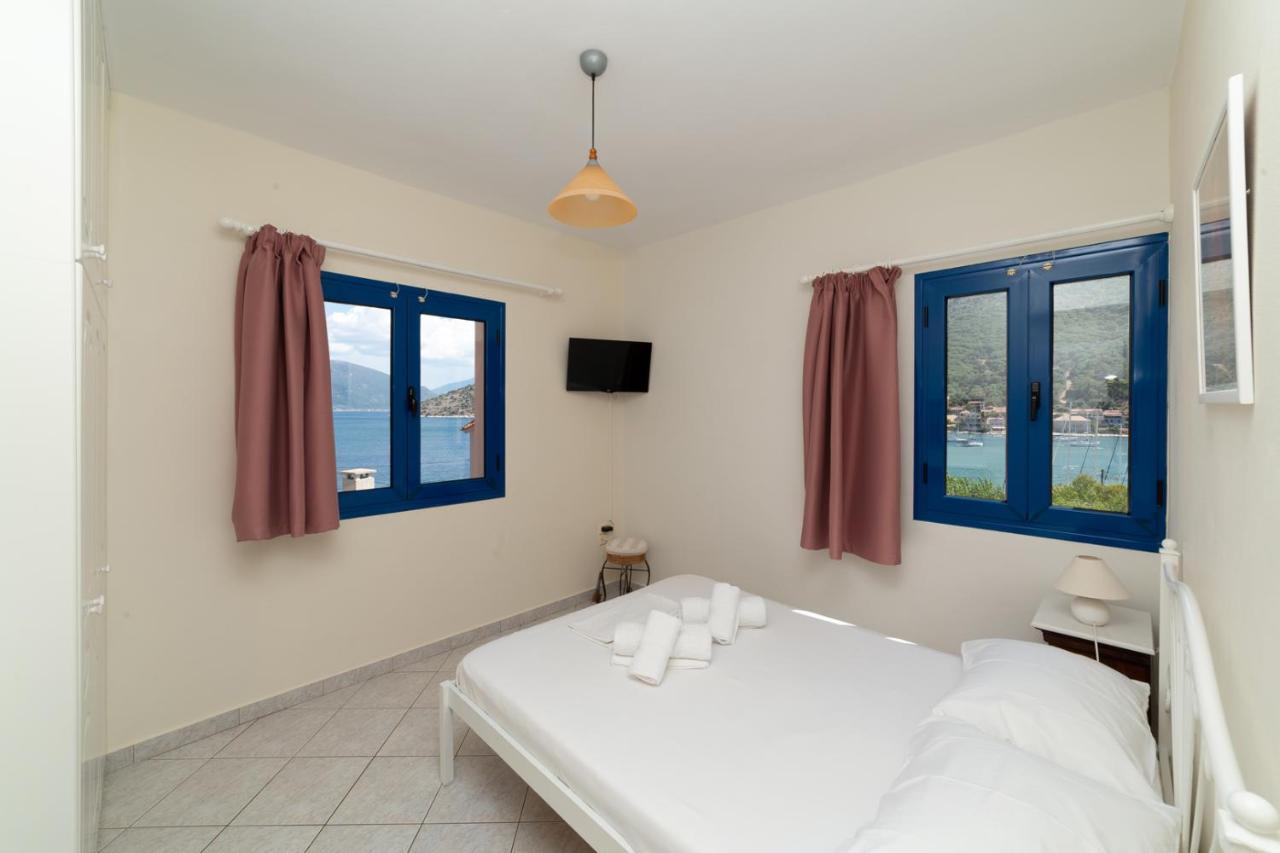 Natassa Apartments Agia Efimia エクステリア 写真